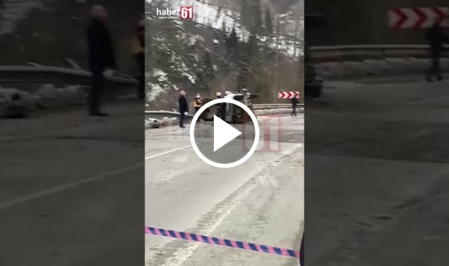 Trabzon’da feci olay! Aracın üzerine kaya düştü 4 ölü. Video Haber