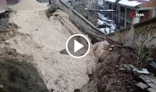 Ordu'da heyelan: 51 daire boşaltıldı. Video Haber