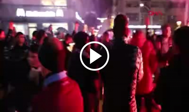 Trabzon sokaklarında Kayserispor galibiyeti coşkusu. Video Haber