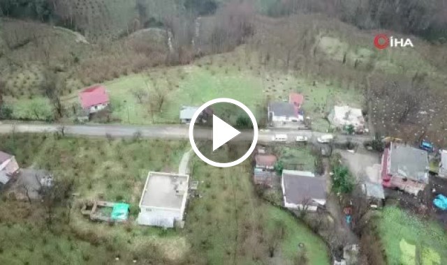 Ordu’da heyelan riski taşıyan 14 binanın yıkımı başladı. Video Haber.