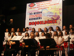 Çocuk korosundan harika konser