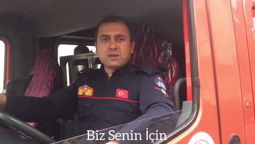 Trabzon İtfayesi Akçaabat Grup Amirliği'nde Koronavirüs mesajı: Gurban olayım #evdekal