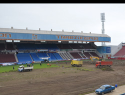 Avni Aker zemini değişiyor