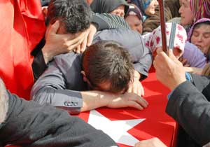 Hain tuzak  1 askerimiz şehit