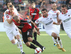 Süper ligde tek maç 1-1