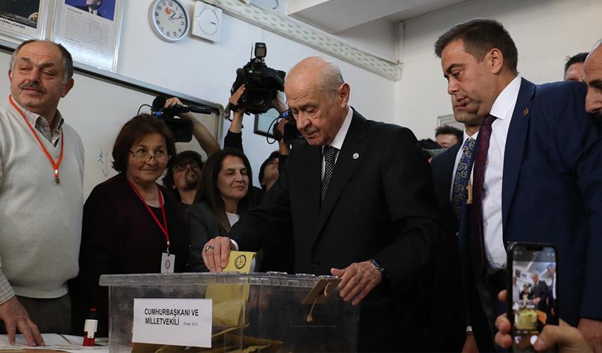 Devlet Bahçeli oyunu Ankara'da kullandı