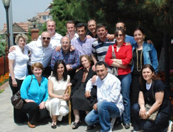 Öğretmenlerini unutmadılar