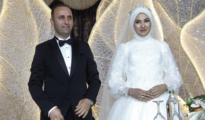 Mustafa Nuri Sungur Ebru Özcan dünya evine girdi