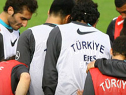 Milli Takıma 3 Trabzonsporlu