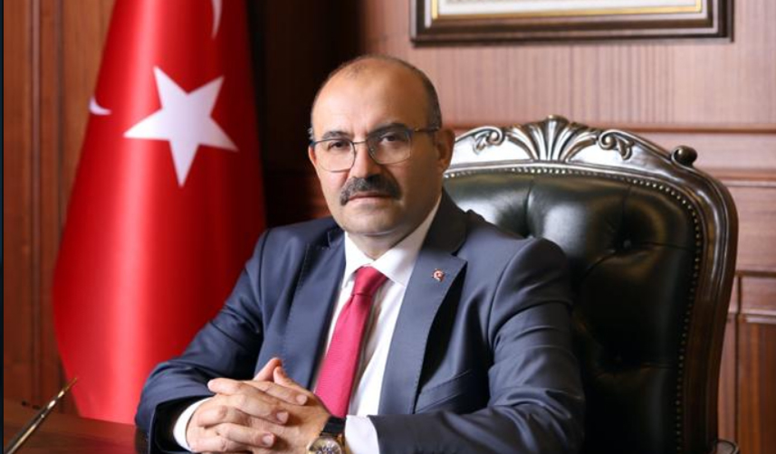 Trabzon Valisi Ustaoğlu Anneler Günü'nü kutladı