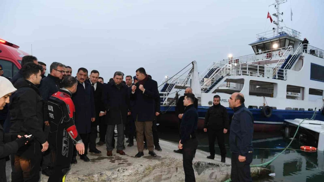 Baraja düşen yolcu otobüsünde arama çalışması tamamlandı