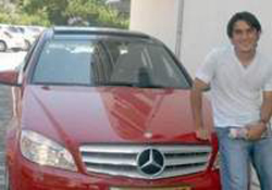 Golü attı Mercedes'i kaptı!