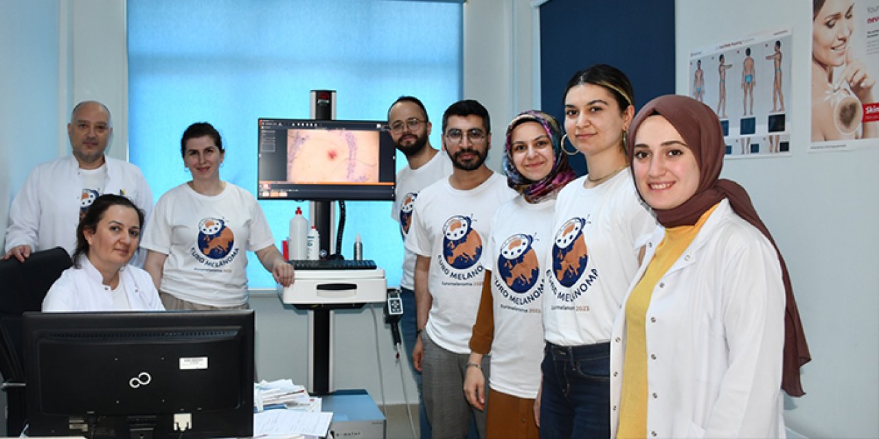 KTÜ Farabi Hastanesi'nde kanserde erken teşhisin önemi anlatıldı