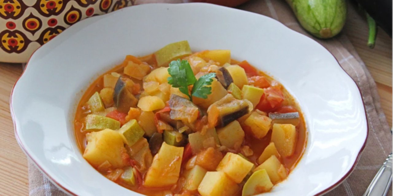 Türlü yemeği nasıl yapılır? Türlü yemeği tarifi