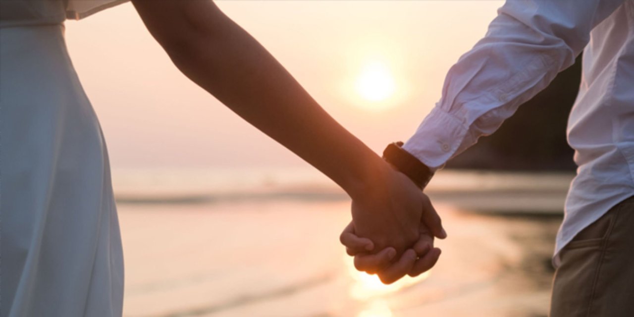 Rüyada el ele tutuşmak ne anlama gelir?