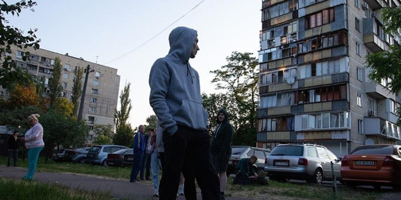 Ukrayna açıkladı! Hava saldırısında 3 ölü, 10 yaralı