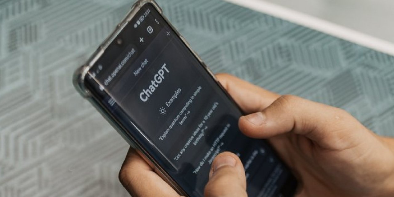 ChatGPT Türkiye'de telefonlarda aktif oldu