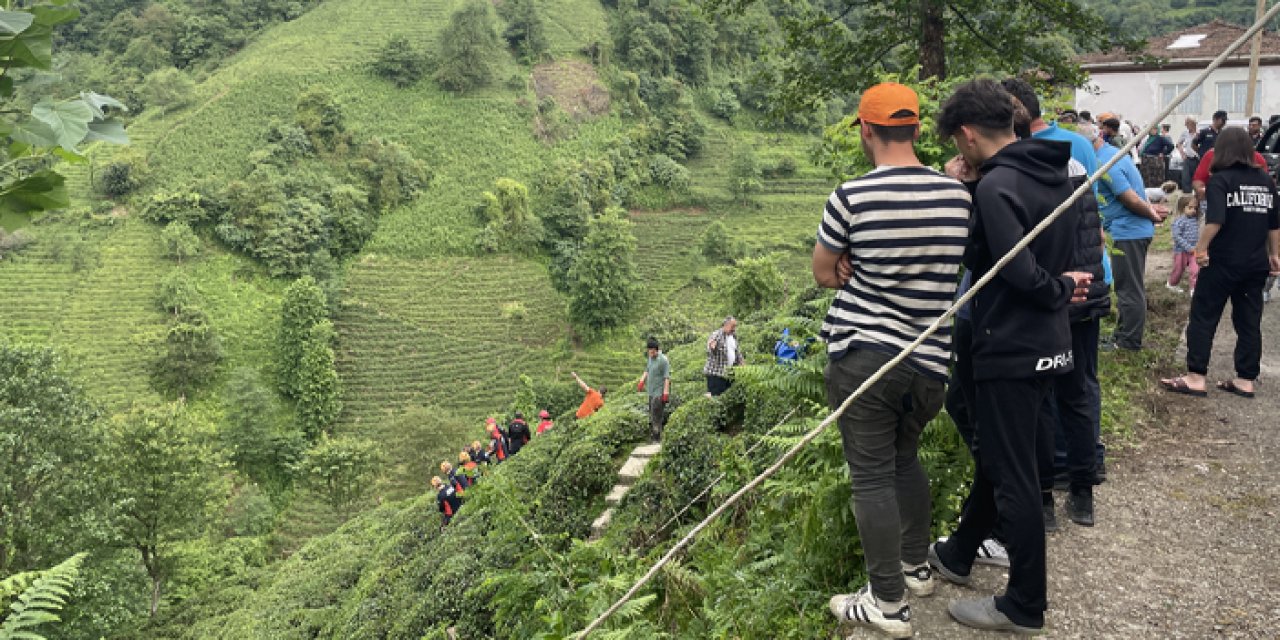 Rize'de bir vatandaş 175 metre yükseklikteki teleferikte mahsur kaldı!