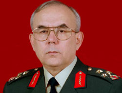 Komutan neden geldi?