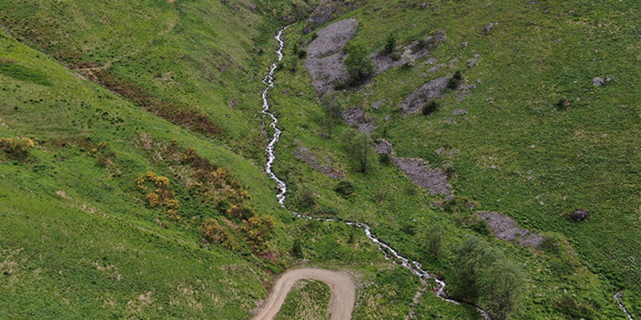 Trabzon'da Hamsiköy Şelaleleri Arap turistlerin gözdesi oldu