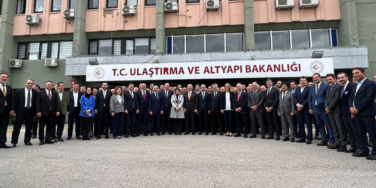 Başkan Ekim devir teslim törenine katıldı