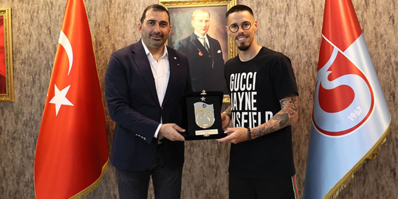 Trabzonspor'da Asbaşkan Zeyyat Kafkas'tan Hamsik'e plaket