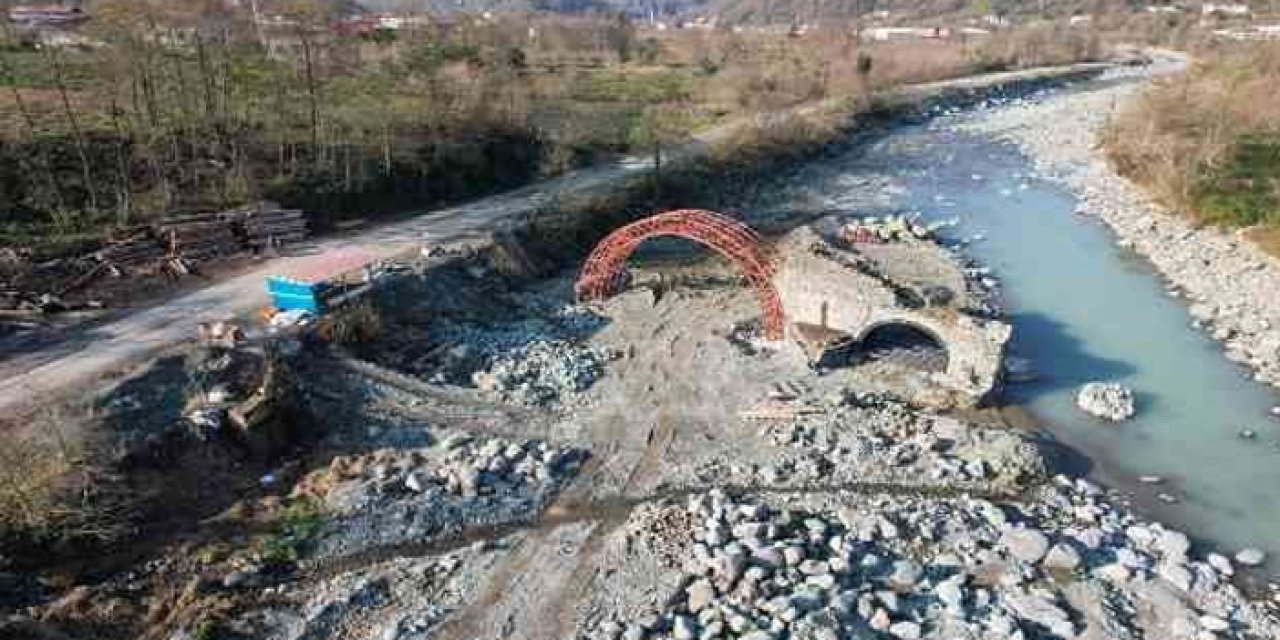 Artvin'de tarihi taş kemer köprü restore ediliyor!