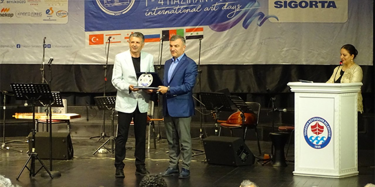 Trabzon Arsin OSB'ye plaket