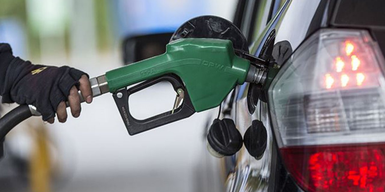 Araç sahiplerine kötü haber! Akaryakıta dev zam