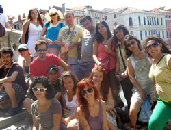 Gençlik otobüsüne yolcu aranıyor