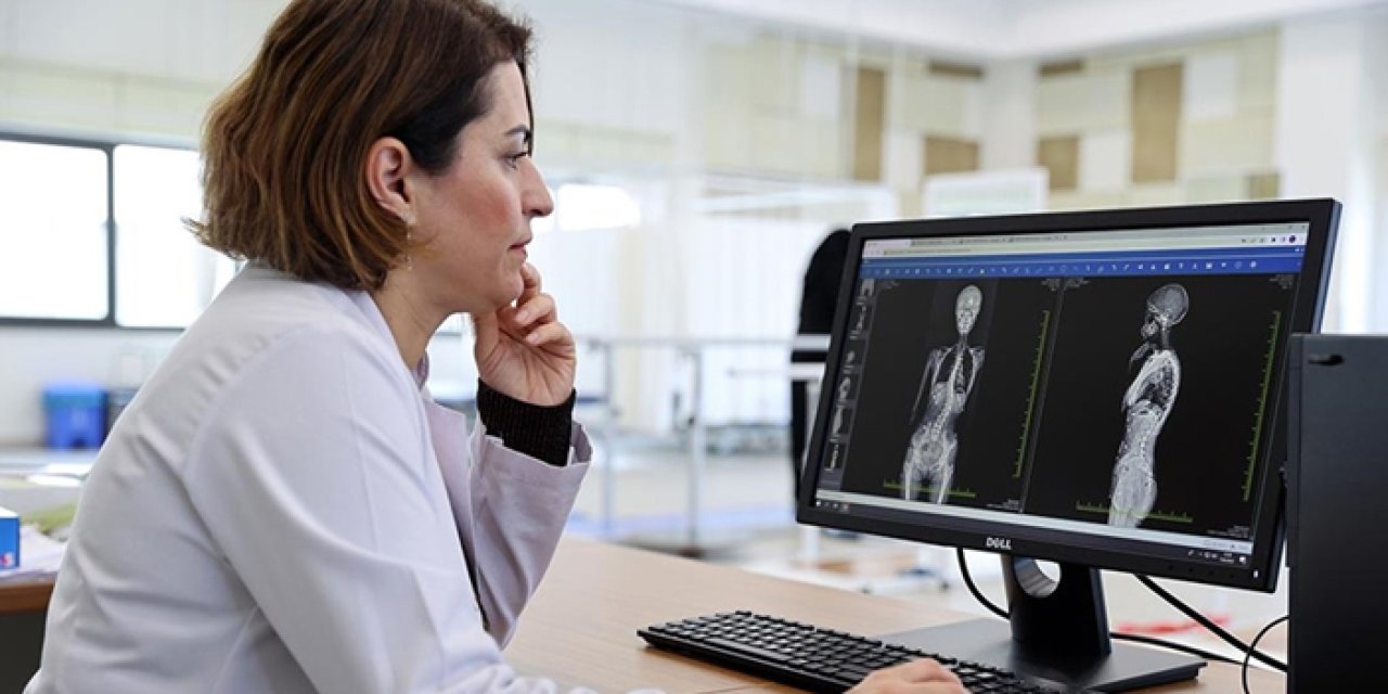 Çocuklarda skolyozun tespitinde ebeveynlere önemli görev