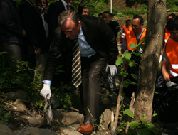 Trabzon dereleri temizleniyor