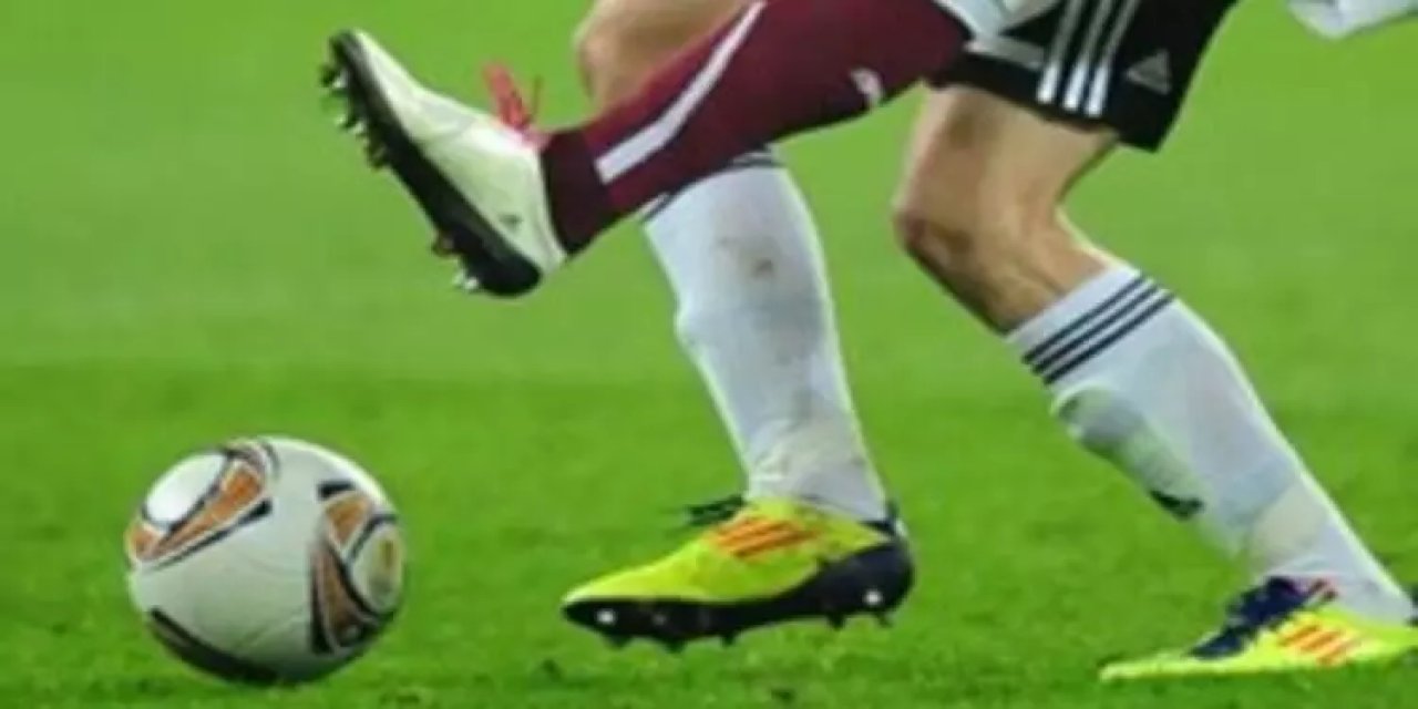 Durduramadı, tekmeledi!