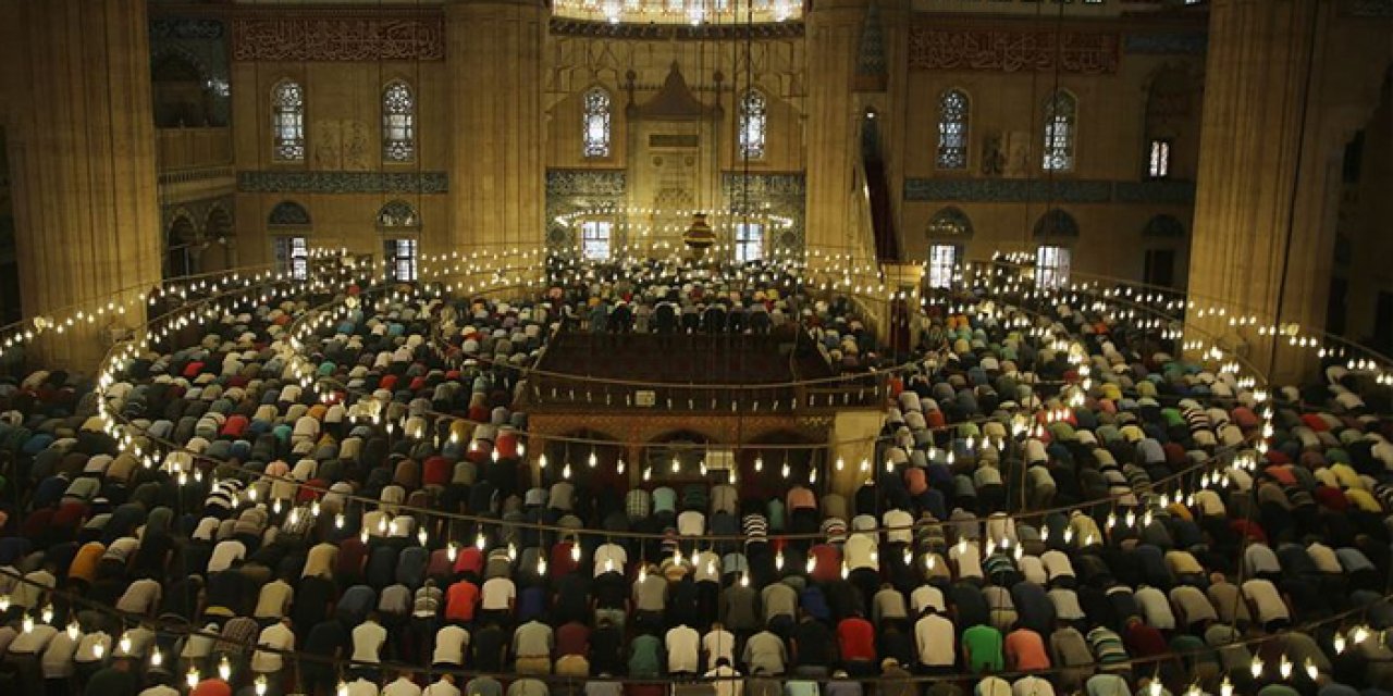 Kurban Bayramı Namaza saatleri! Trabzon'da Kurban Bayram Namazı saat kaçta kılınacak? Bayram Namazı nasıl kılınır?