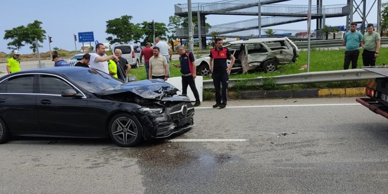 Trabzon'a doğru hareket halindeydi! Galatasaray'ın yıldızı trafik kazası geçirdi
