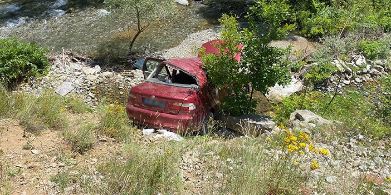 Gümüşhane'de akıma kapılan imamı hastaneye yetiştirmek istediler! Kaza yaptılar