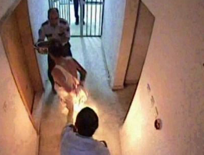 Nezarethanede  kendini yaktı