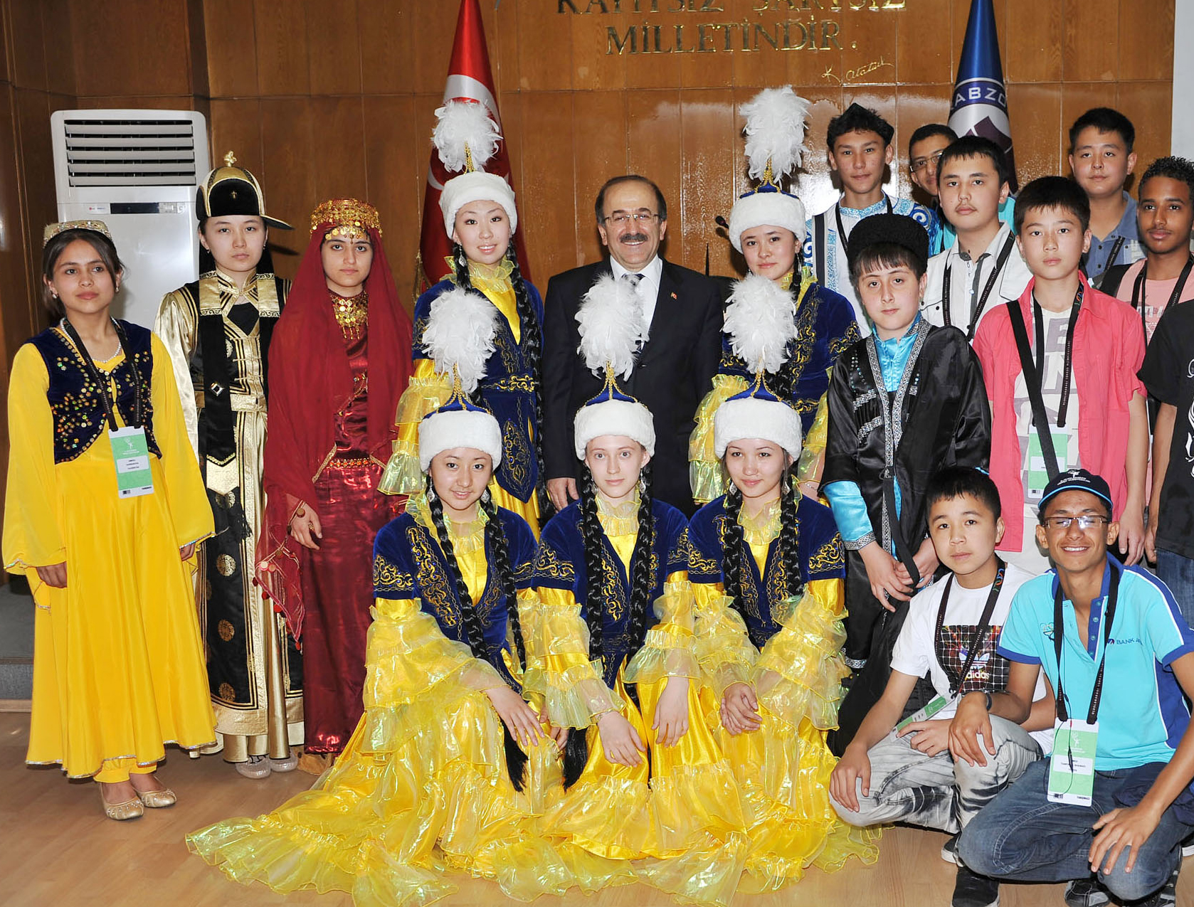 Dünya çocukları Trabzon'da