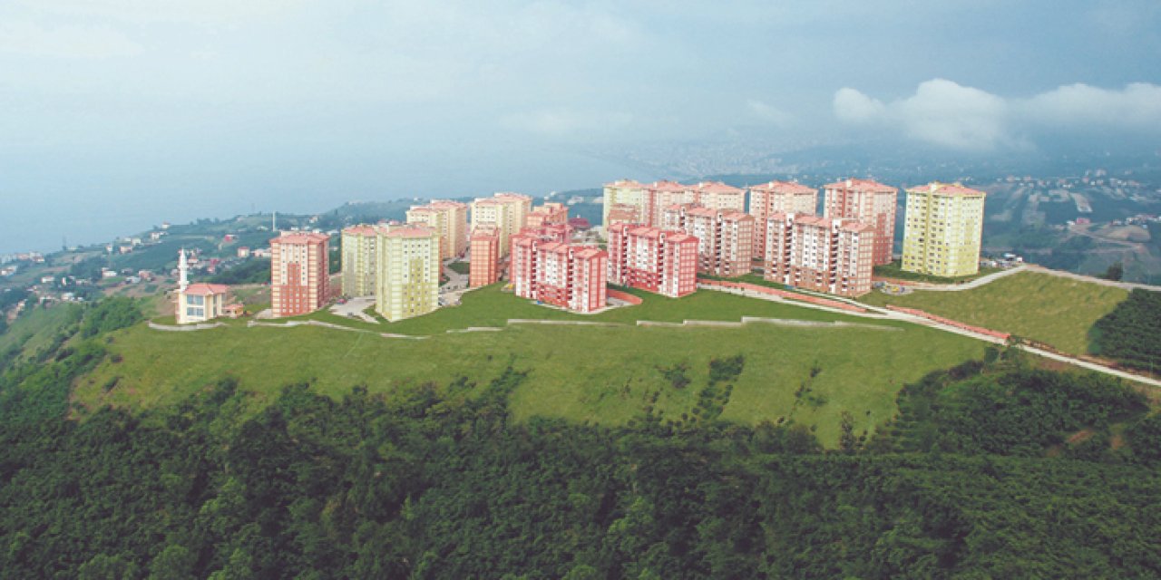 Canlı yayında flaş sözler! Trabzon'da ihtiyaç sahipleri için yapılan konutlar Arap turistlere mi satıldı?