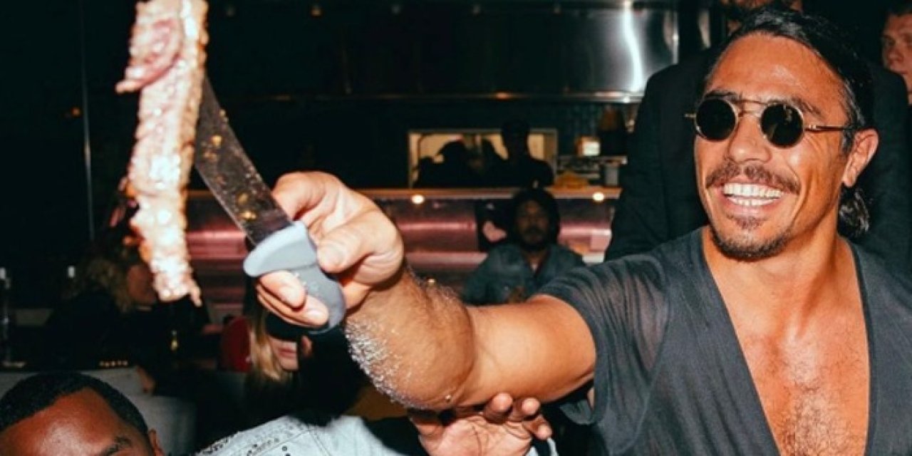 Dünyaca ünlü kasap olan Nusret gelen tepkilerin ardından geri adım attı!