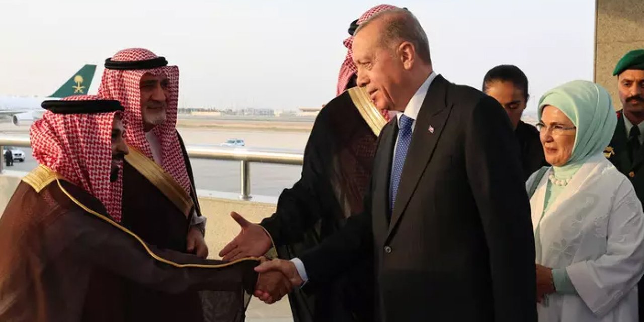 AK Parti Ortahisar İlçe Başkanı Çebi'den Körfez turu eleştirilerine tepki