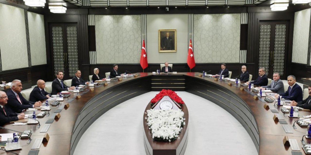 Gözler kabine toplantısında! Milyonlarca memuru ilgilendiren konu masada