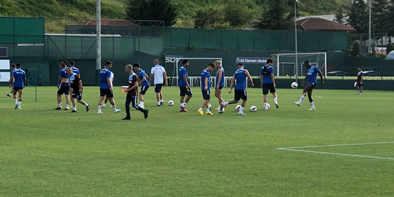 Trabzonspor yeni sezon hazırlıklarını 4 eksikli antrenmanla devam etti