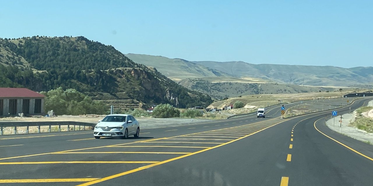 Otobüs viyadükten düştü! Çok sayıda ölü ve yaralı var