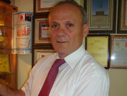 “Biz aç durmuş insanlarız”