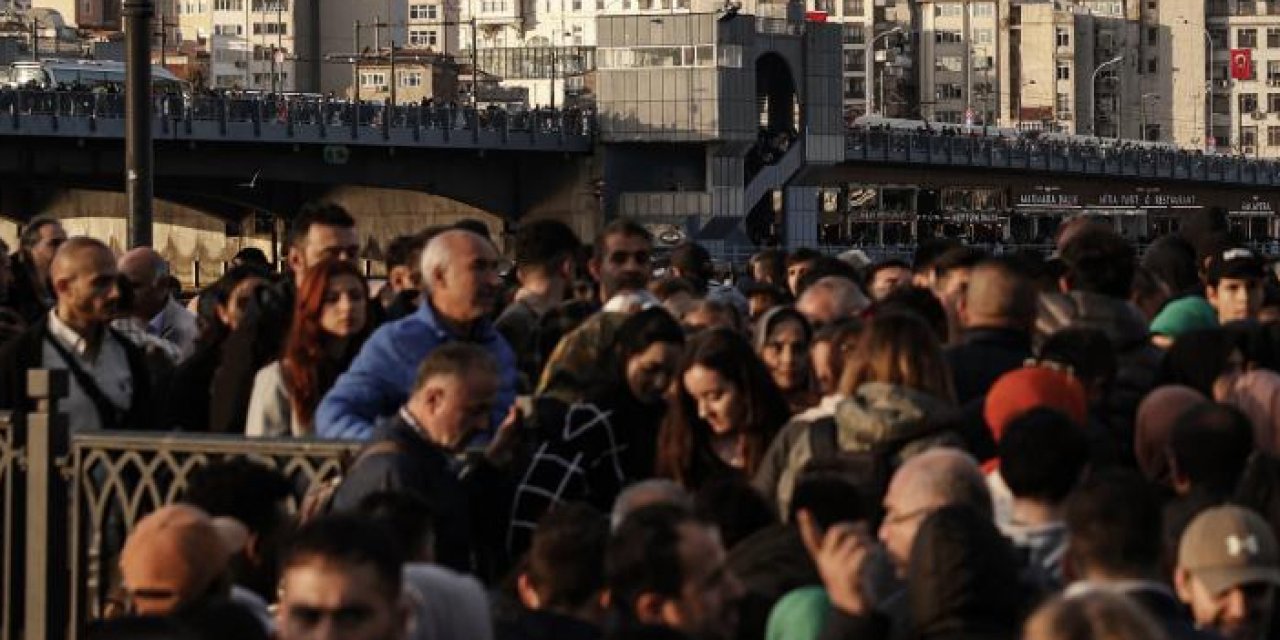 Bakan Ersoy verileri paylaştı! İşte Türkiye'yi ilk 6 ayda ziyaret eden turist sayısı