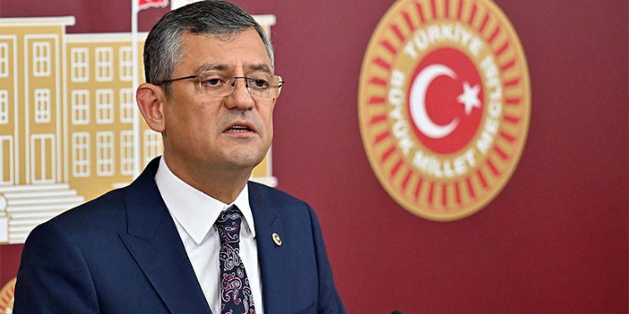 CHP'li Özel'den adaylık ve istifa mesajı