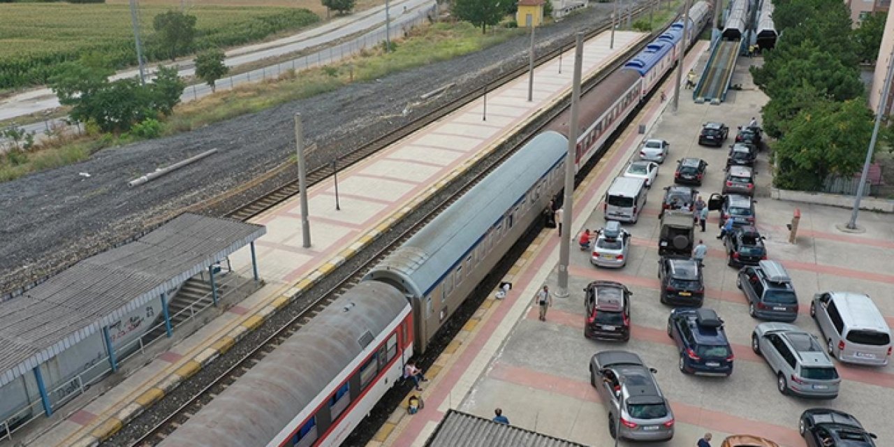 Gurbete "arabalı trenle" rahat yolculuk