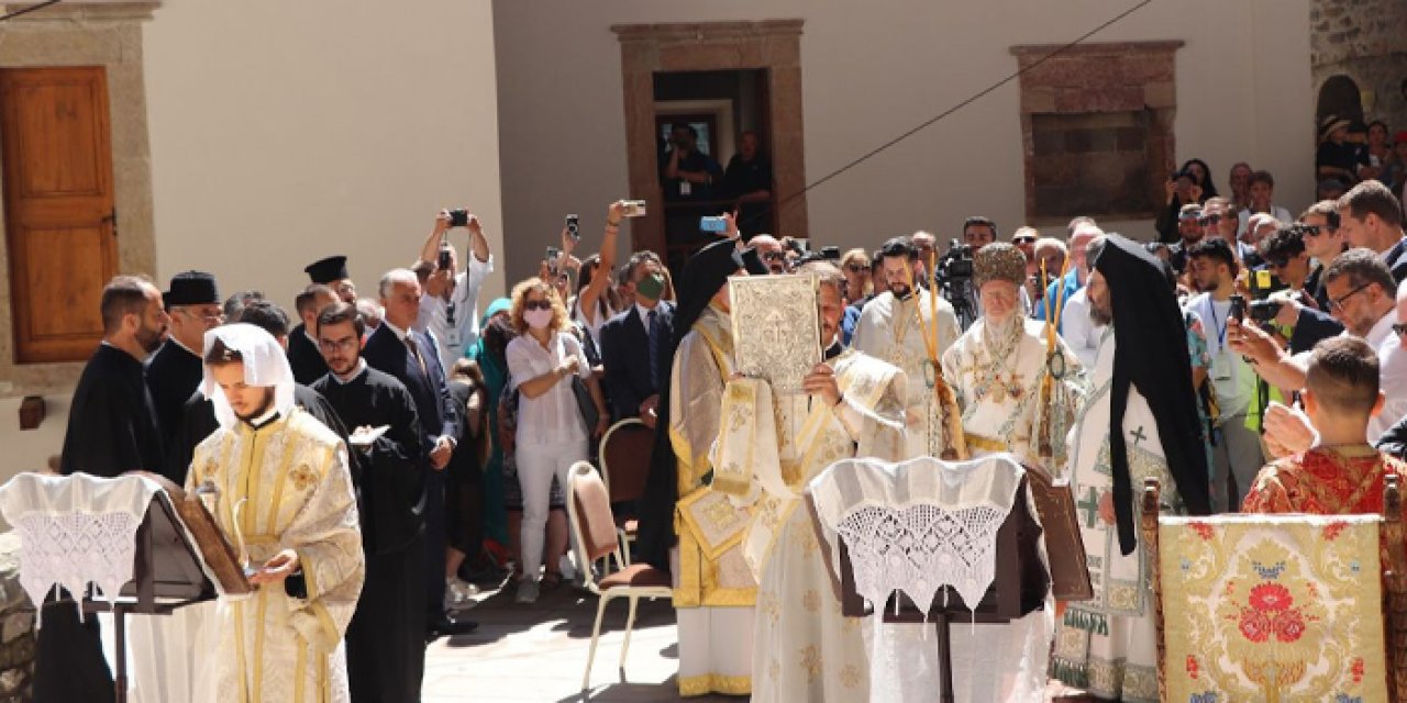 BBP Genel Başkanı Destici'den Trabzon'daki ayine 15 Ağustos tepkisi! "Sabır taşını çatlatmakta..."