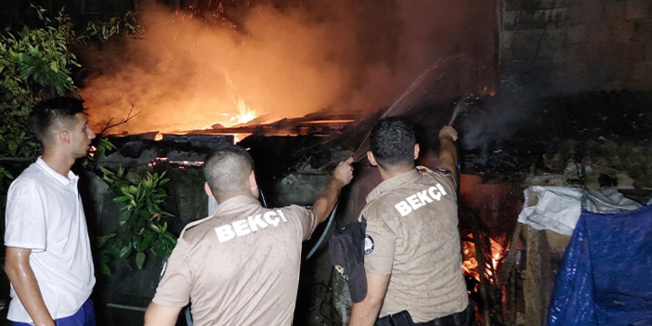 Samsun'da baraka alevlere teslim oldu
